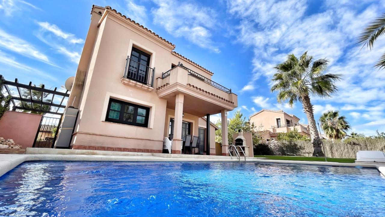 Hl 020 Luxury 3 Bedroom , High Standard Villa