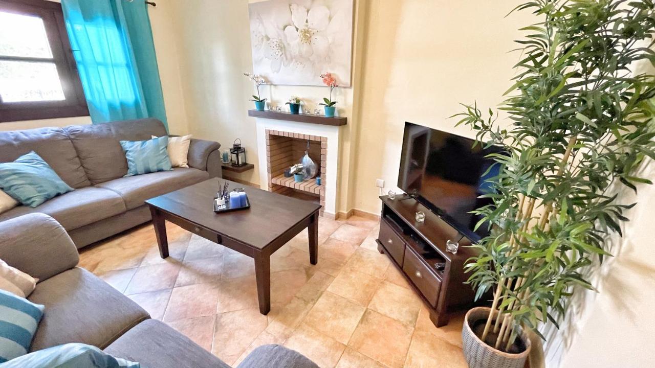 Villa Hl 020 Luxury 3 Bedroom , High Standard Fuente Alamo (Murcia)