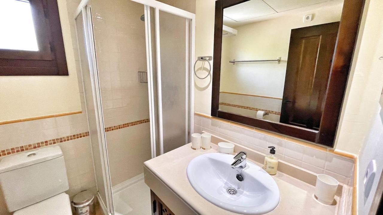 Hl 020 Luxury 3 Bedroom , High Standard